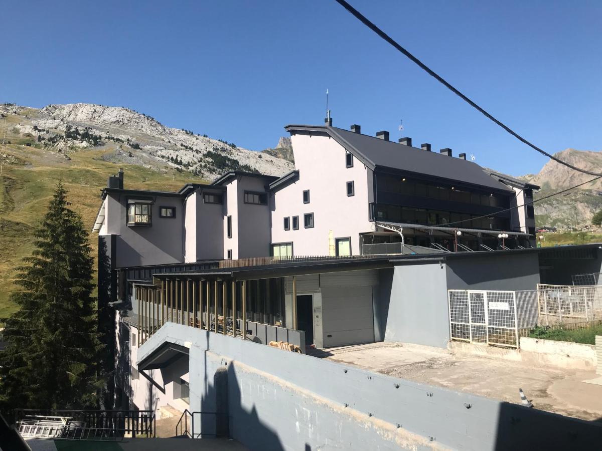 Tobazo Candanchu Pie De Pista Exterior photo